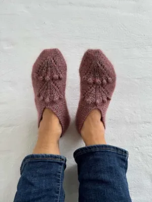 Ellinor cozy slippers, No 18   Silk mohair knitting kit