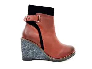 Isabel Wedge Boot