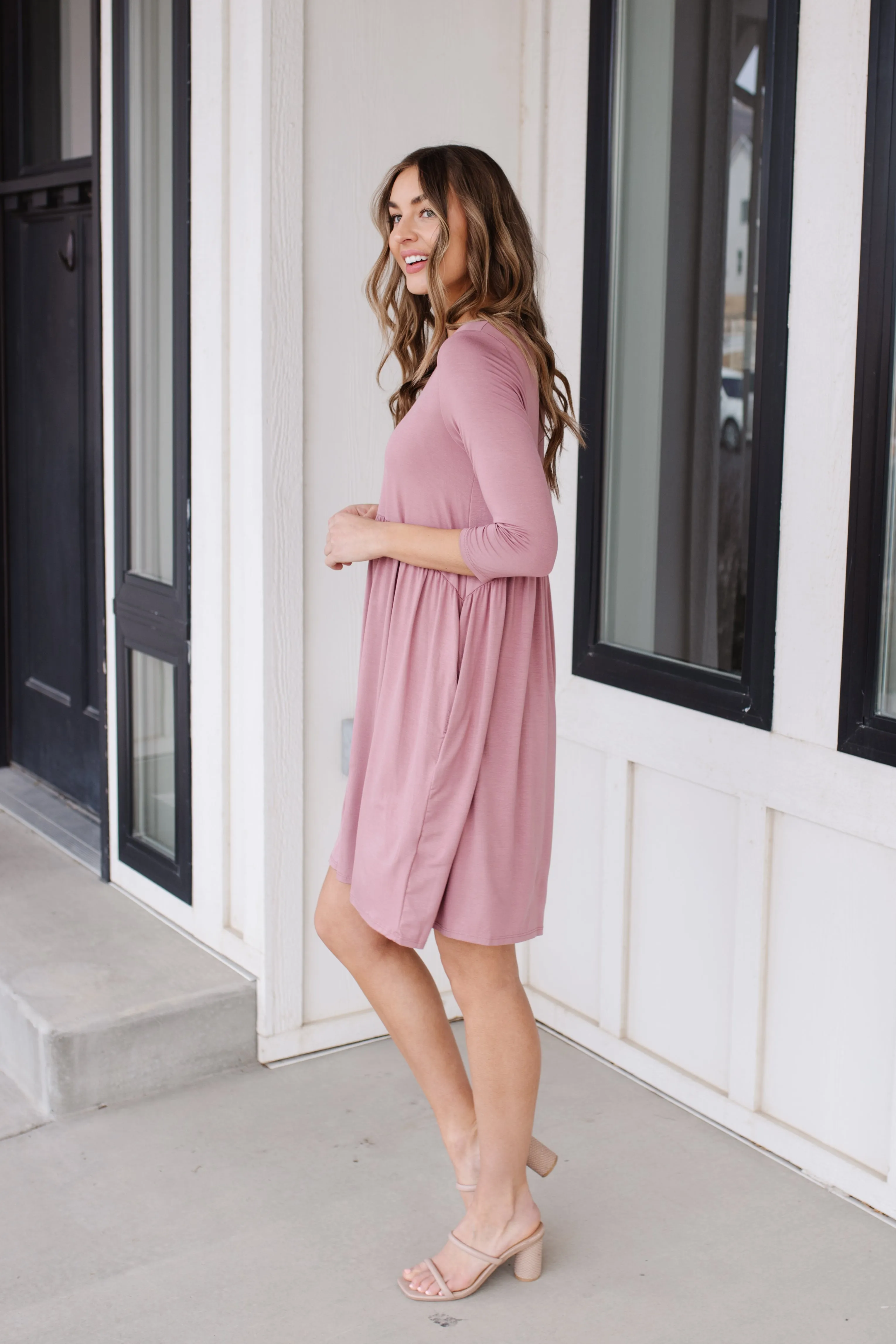 Weekender Dress In Mauve